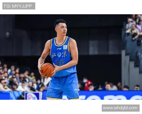 翟晓川：从篮球场上的拼搏者到生活中的多面手，展现不一样的人生风采