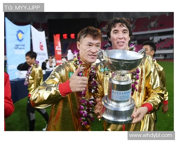 青岛黄海迎战上海申鑫争夺中甲联赛关键三分之战